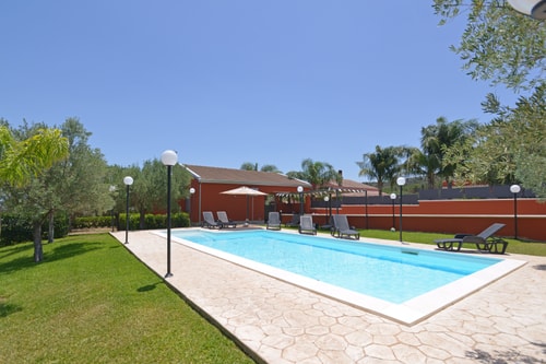 Villa Lucente, with private pool near Syracuse 24 Villas in Italy