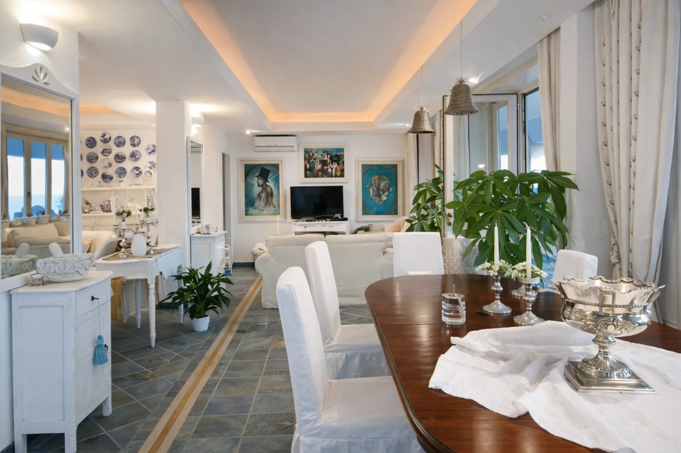 Villa Seranta, sea front villa near town 10 The Prestige Villa Collection