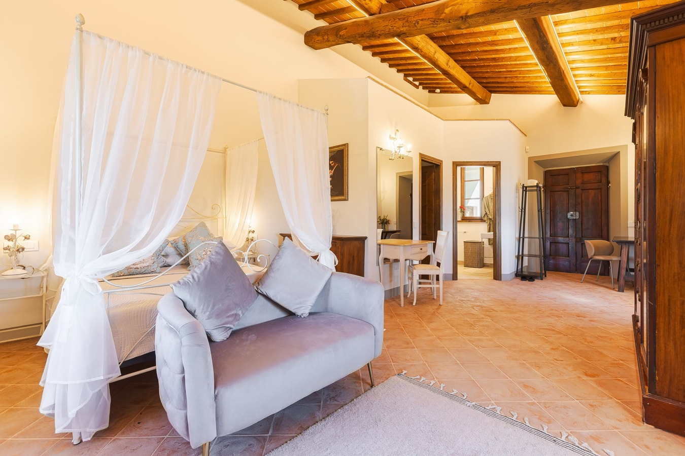 Villa Eterna, Tuscan Haven in the Heart of Chianti 16 Villas in Italy