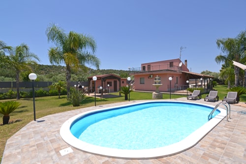 Villa Salvia, with private pool near Syracuse 0 Villas in Italy