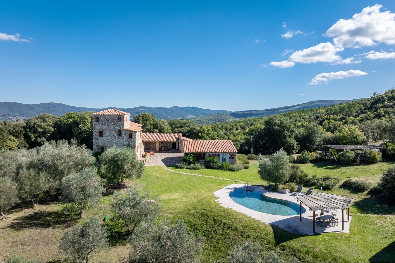 Villa Etruria, near Casole d’Elsa Villas in Italy