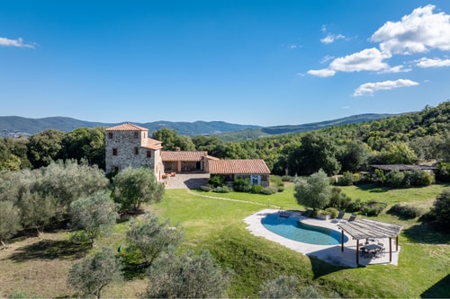 Villa Etruria, near Casole d’Elsa 0 Villas in Italy