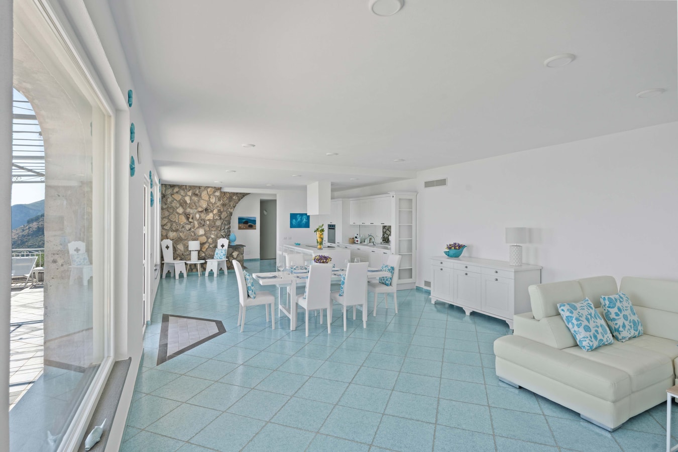 Villa Silenzio, Secluded Retreat with Sea Views 6 Villas in Italy