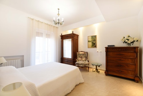Casa Nizza, Apartment in Town Centre 15 Villas in Italy