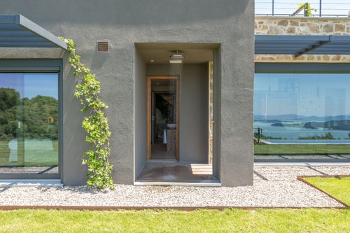 Villa Il Lago, Retreat with Heated Infinity Pool 36 Villas in Italy