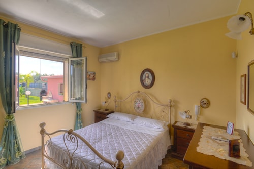 Villa Salvia, with private pool near Syracuse 9 Villas in Italy