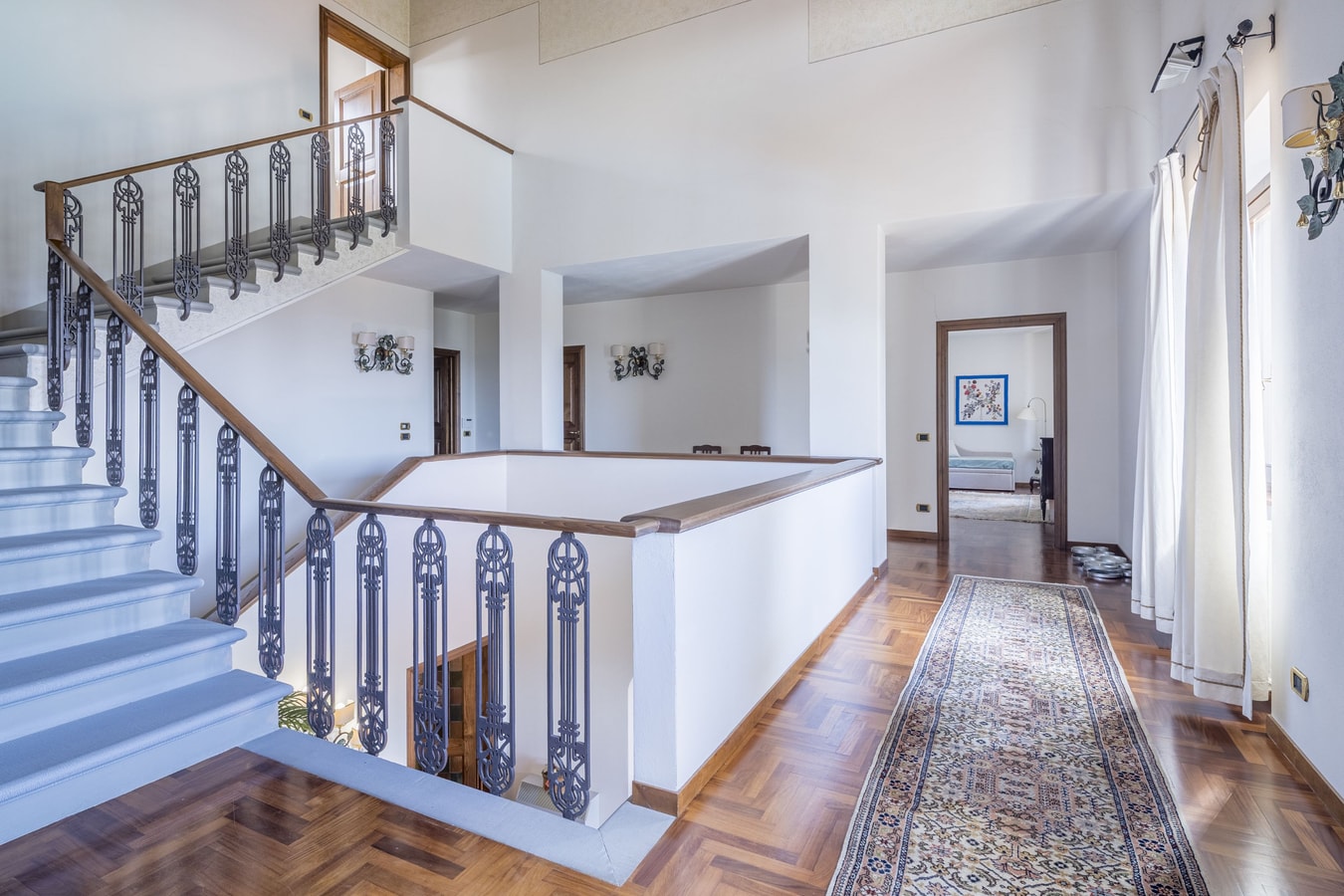 Villa Lavinia, with private pool, spa and gym 30 Villas in Italy