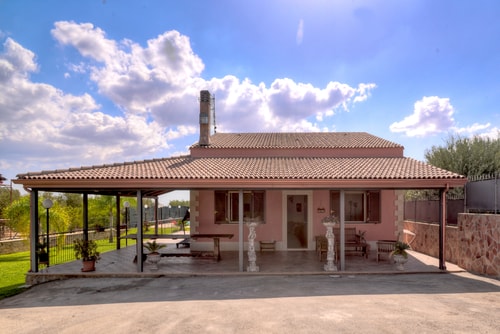 Villa Salvia, with private pool near Syracuse 27 Villas in Italy