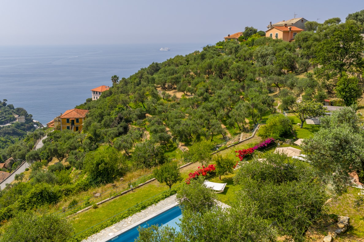 Villa Soleluna, Coastal Elegance 37 Villas in Italy