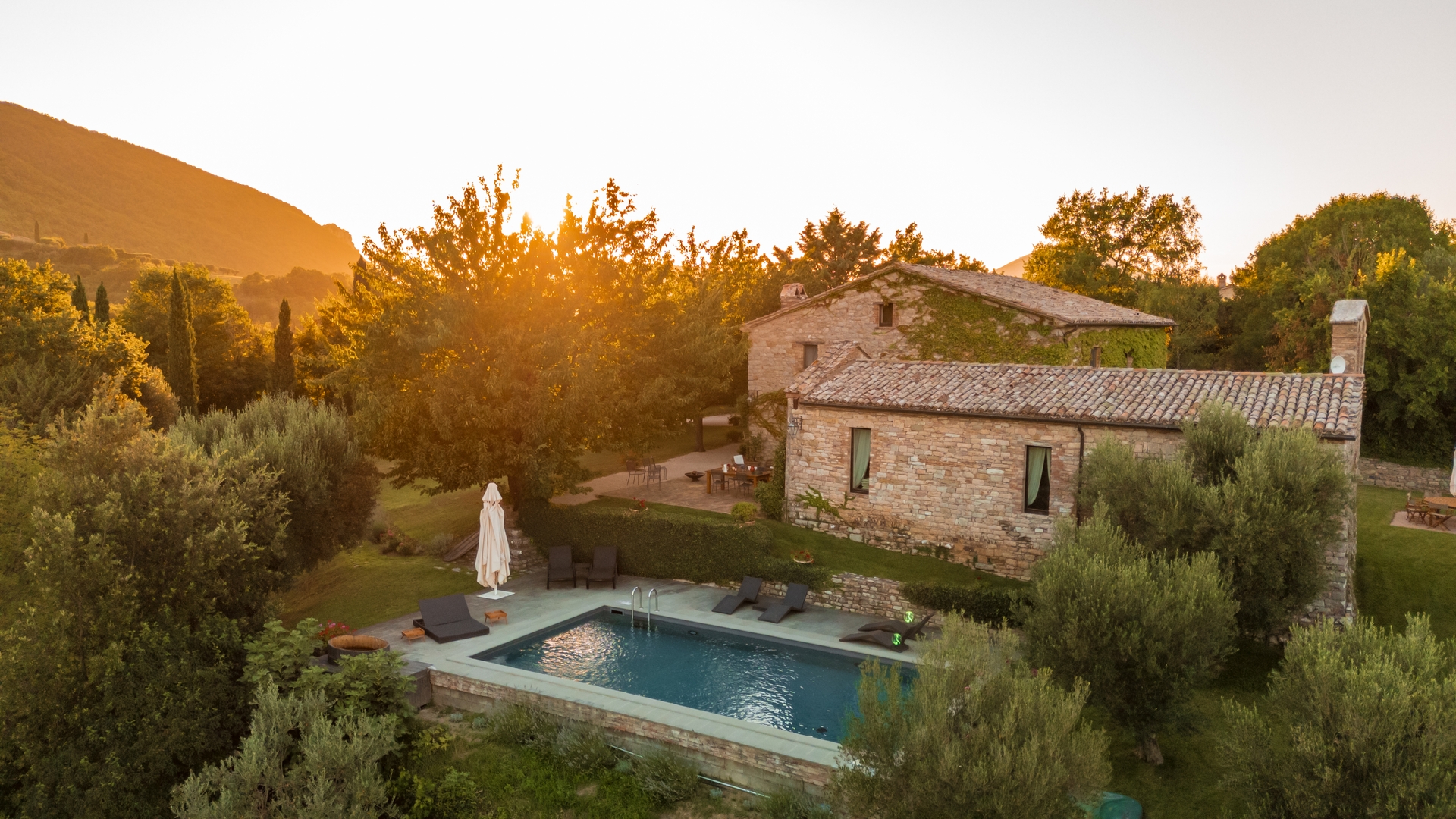Villa Maddalena - Private villa with stunning views and pool 24 Villas in Italy