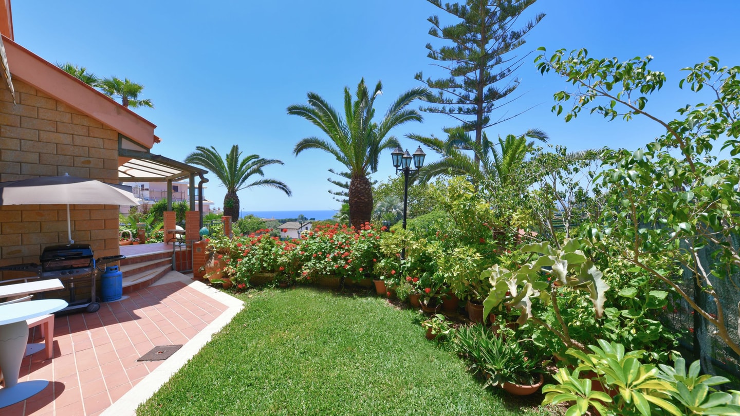 Villa Terra Di Luce, Mediterranean Charm near Syracuse 44 Villas in Italy