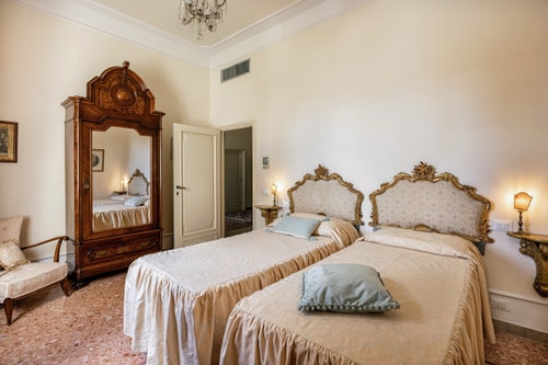 Villa Fiore Fantasma - Private Tuscan villa with pool 34 Villas in Italy