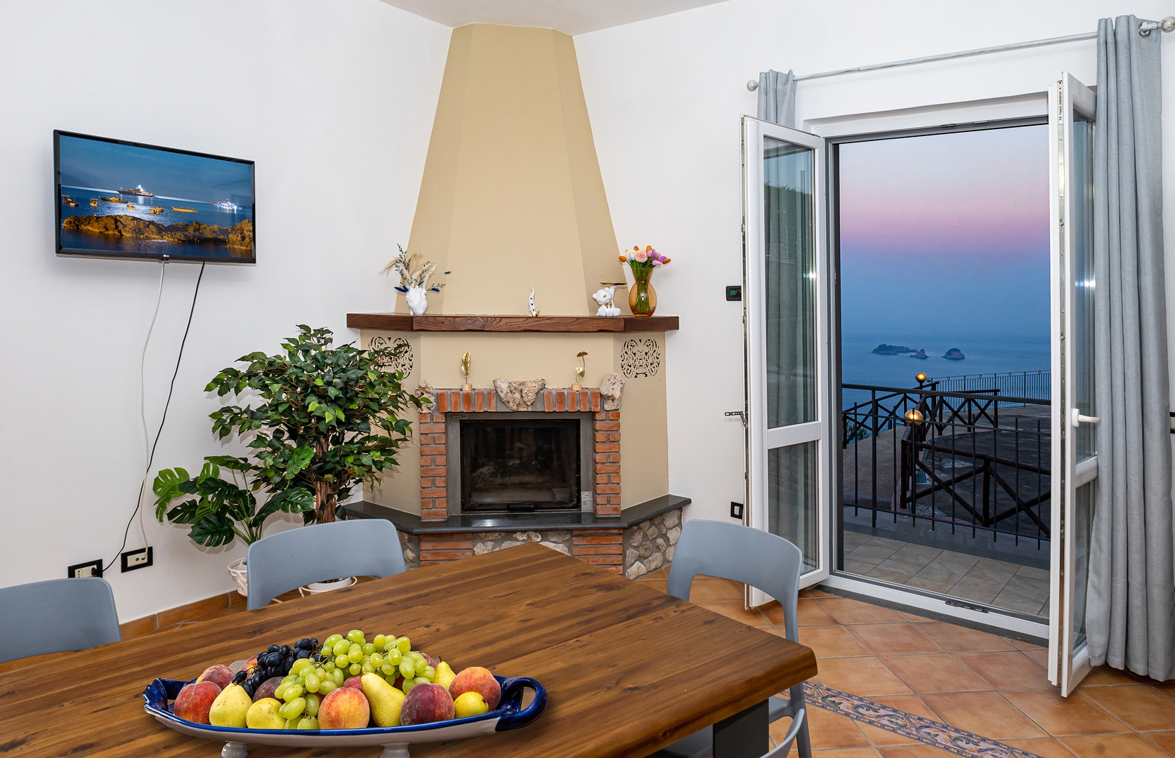 Villa Marcella with private pool and sea views 42 Villas in Italy