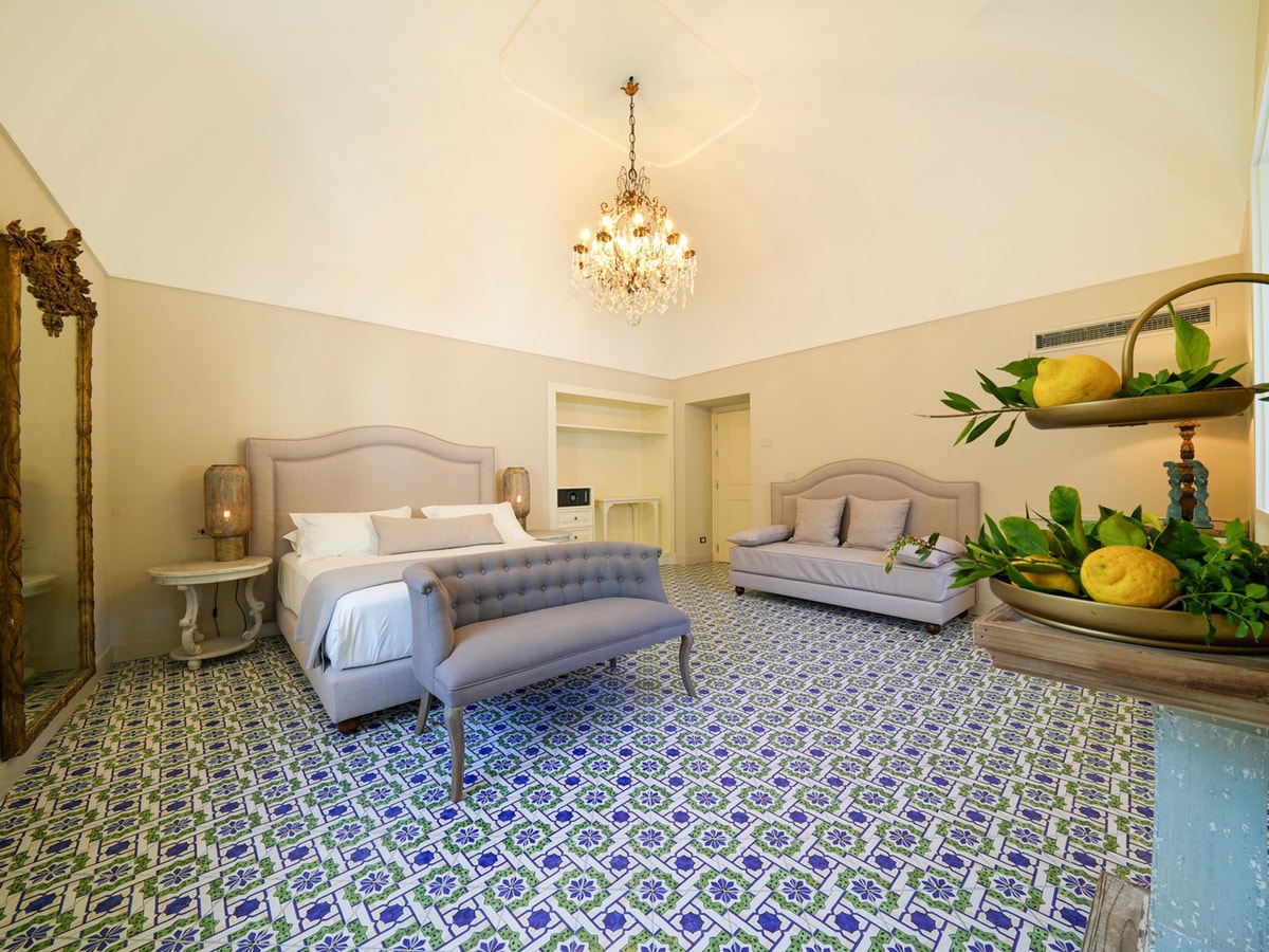 Villa Riggiola, Historic Villa with Sea Views 30 Villas in Italy