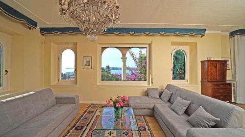 Villa Cadenza - Private villa with lake views 6 Villas in Italy