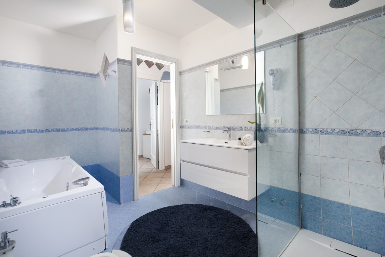 Villa Carmela, with private pool and tennis court 39 Villas in Italy