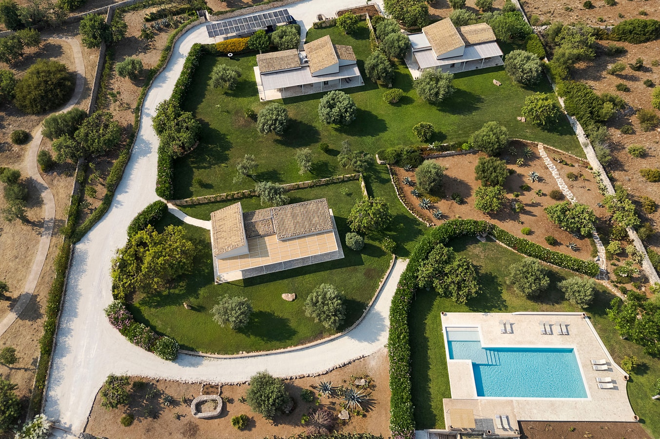 Casa Carol (Bianco) - Villa with shared pool 35 Villas in Italy