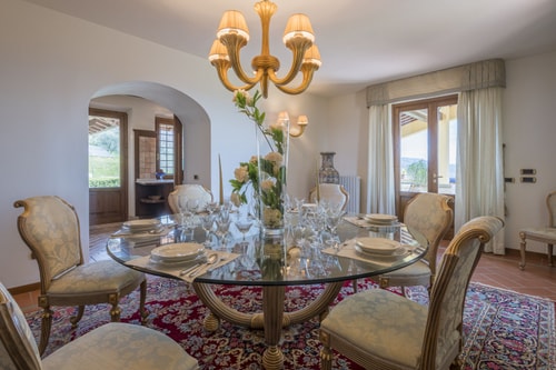 Villa Lavinia, with private pool, spa and gym 16 Villas in Italy