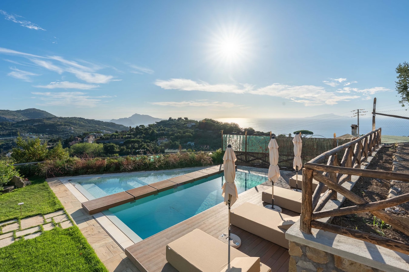 Villa Poggio Di Luce - Luxury with Heated Pool Villas in Italy
