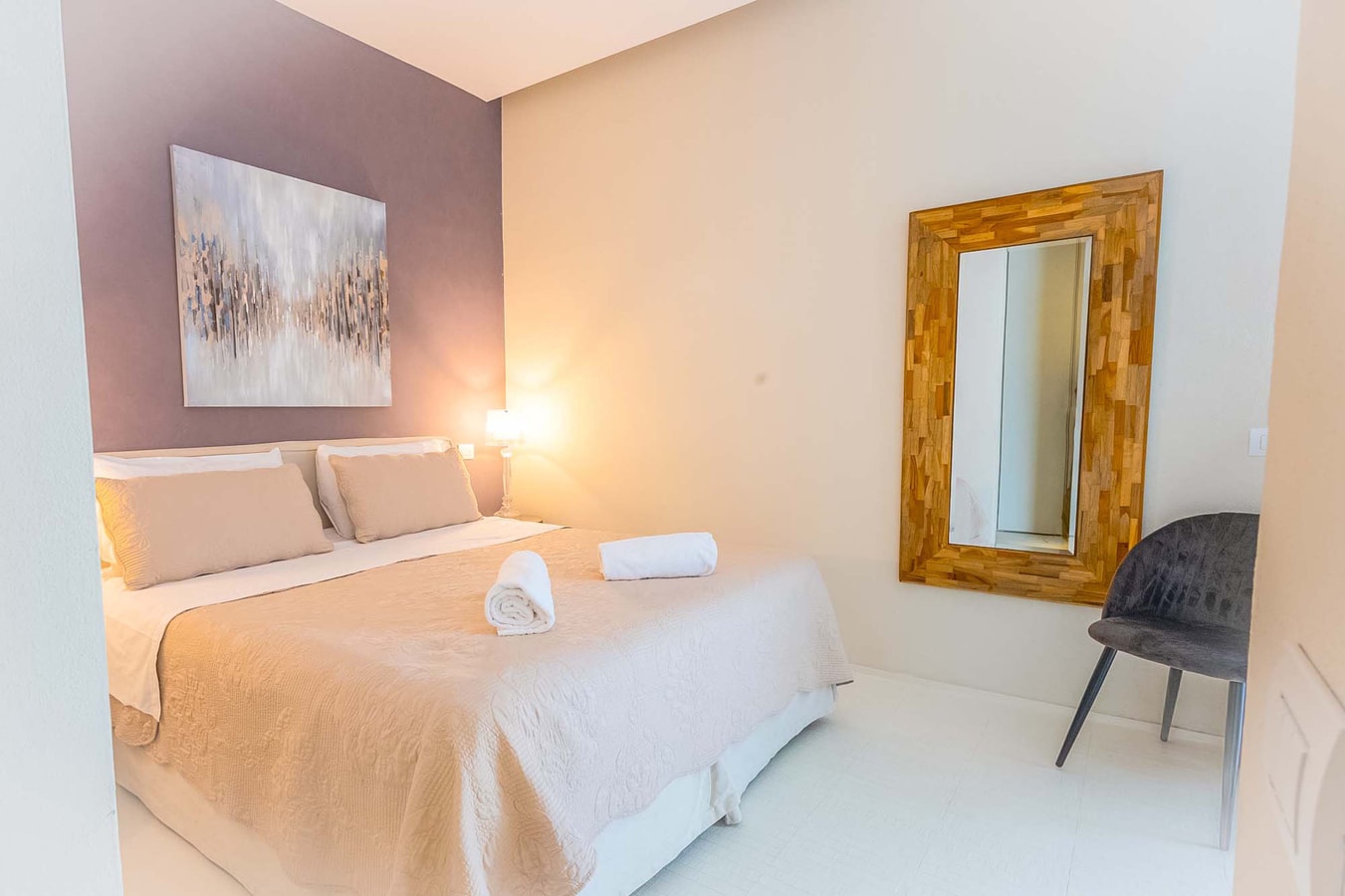 Alonza Estate - Large Countryside Estate 39 Villas in Italy