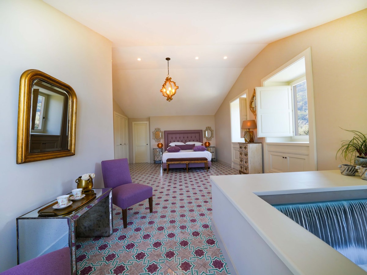 Villa Riggiola, Historic Villa with Sea Views 22 Villas in Italy