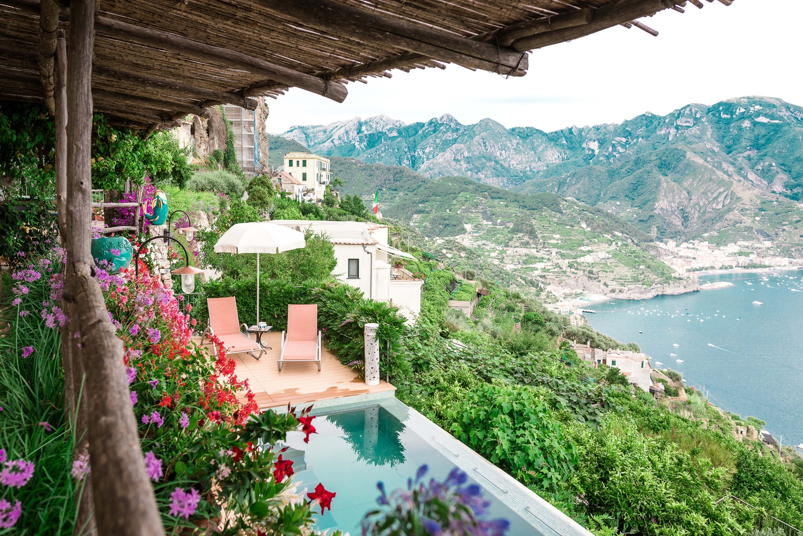 Villa Cosma - Panoramic Elegance in Ravello 63 Villas in Italy