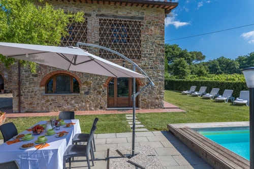 Villa Priscilla, with private pool 1 Villas in Italy