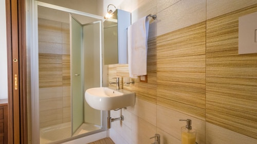 Villa Vista Serena, Traditional Estate in Rural Modica 32 Villas in Italy