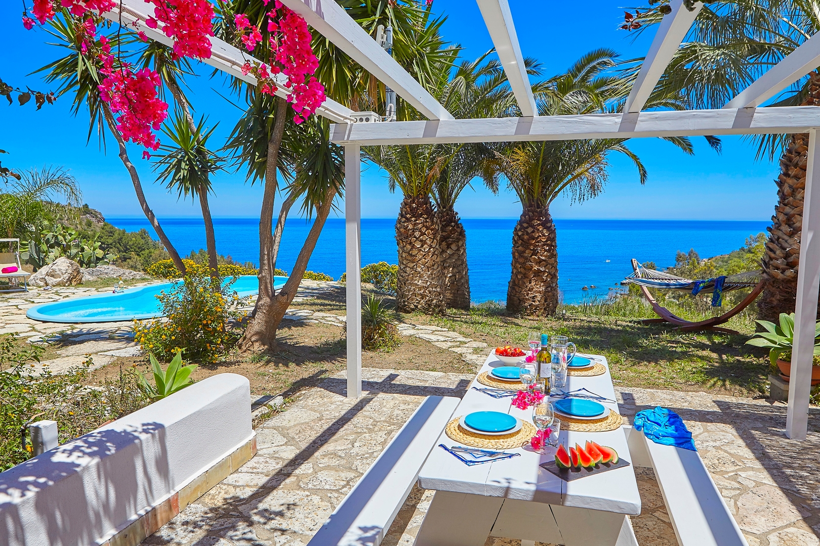 Villa Sicilia, near the sea 18 Villas in Italy