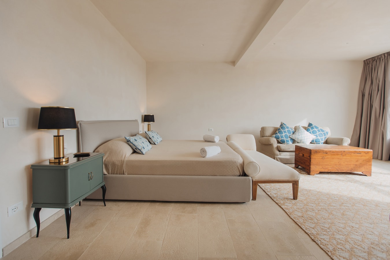 Villa Maris, Noto Villa with Pool & Country Views 22 Villas in Italy
