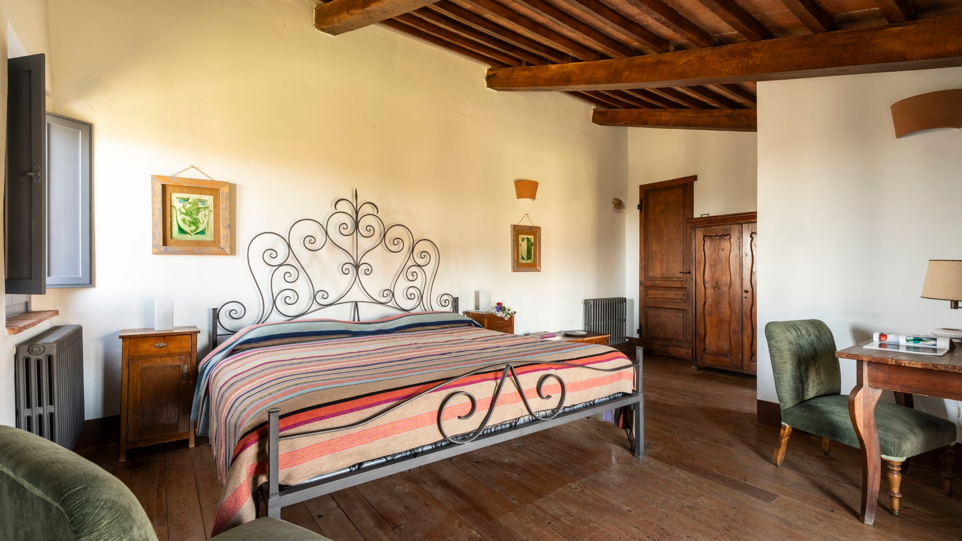 Podere Pulciano - Historic Tuscan farmhouse with pool 21 Villas in Italy