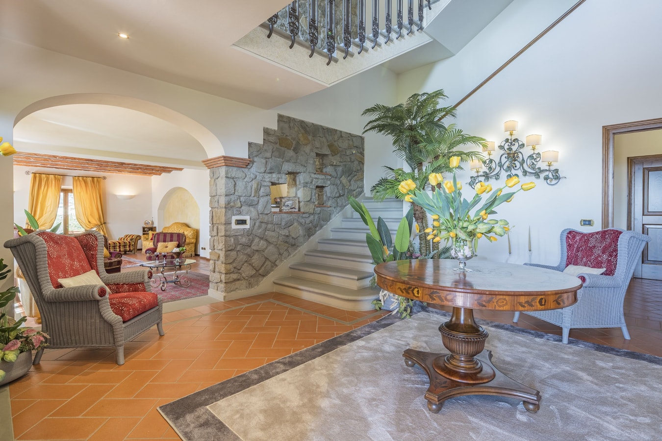 Villa Lavinia, with private pool, spa and gym 7 Villas in Italy