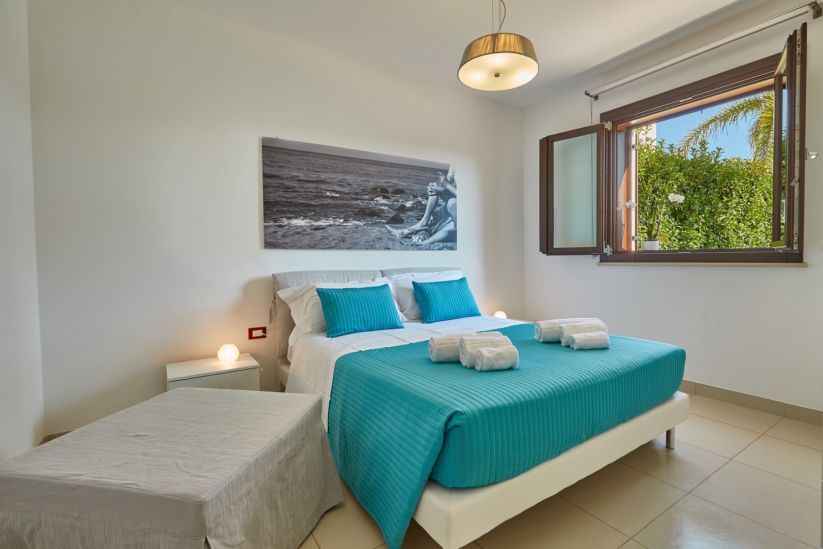 Villa Marbella, a short walk from the beach 12 Villas in Italy