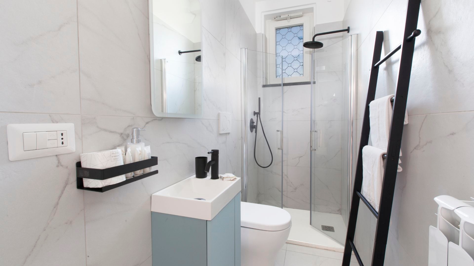 Villa Priora with shared pool 40 Villas in Italy