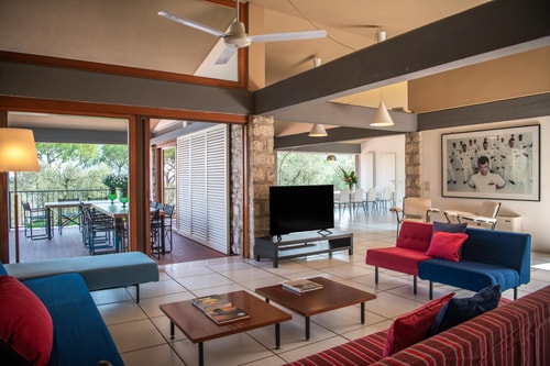 Villa Bobine - Private waterfront villa with pool 2 Villas in Italy