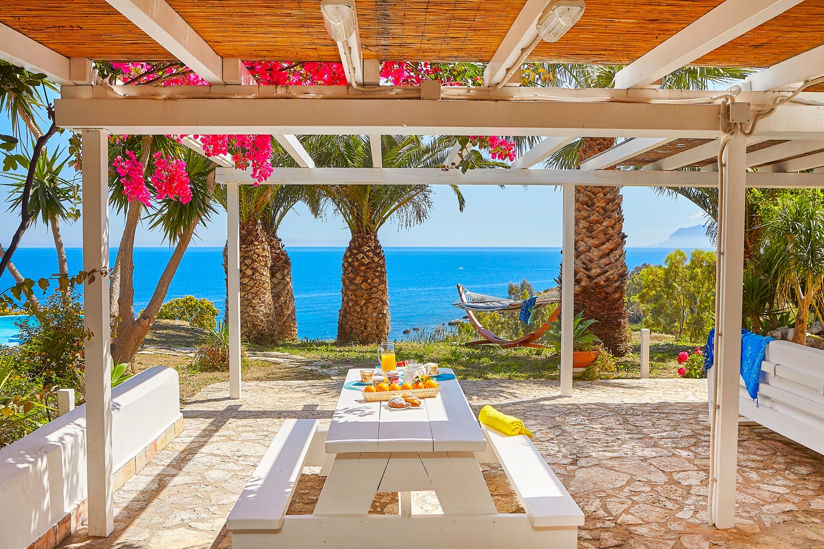Villa Sicilia, near the sea 1 Villas in Italy