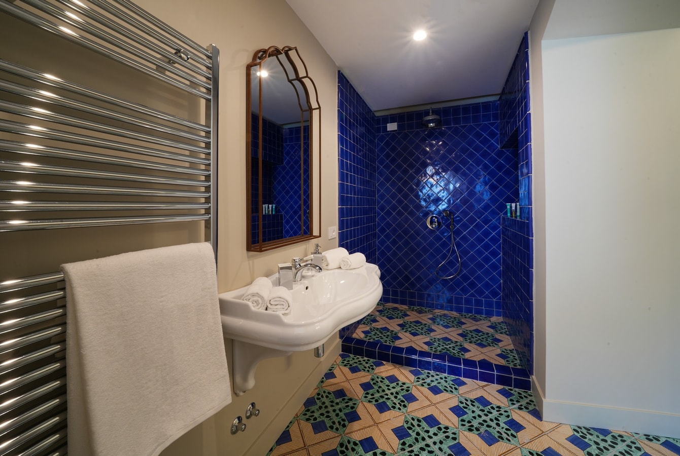 Villa Riggiola, Historic Villa with Sea Views 43 Villas in Italy