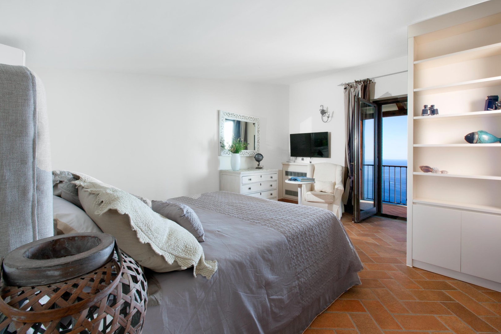 Casa dei Limoni - peaceful retreat with sea views 19 Villas in Italy
