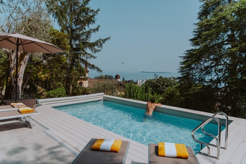 Villa Cadenza - Private villa with lake views 0 Villas in Italy