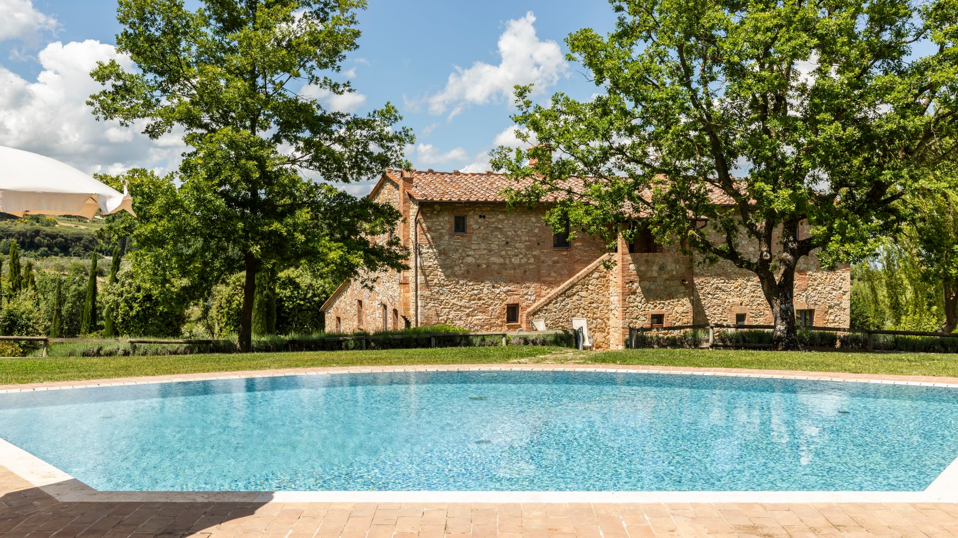 Podere Pulciano - Historic Tuscan farmhouse with pool 1 Villas in Italy