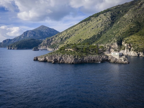 Isola del Poeta, Private Island with Pool & Chef 59 Villas in Italy