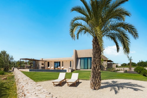 Villa Avola, Modern Villa with Private Pool 48 Villas in Italy