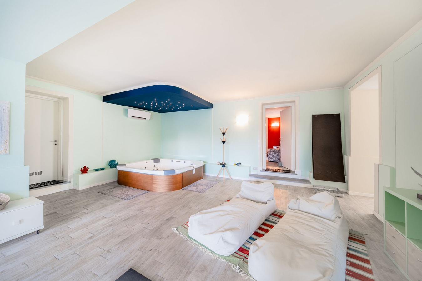 Villa Alvino, large family villa by the lake 35 The Prestige Villa Collection