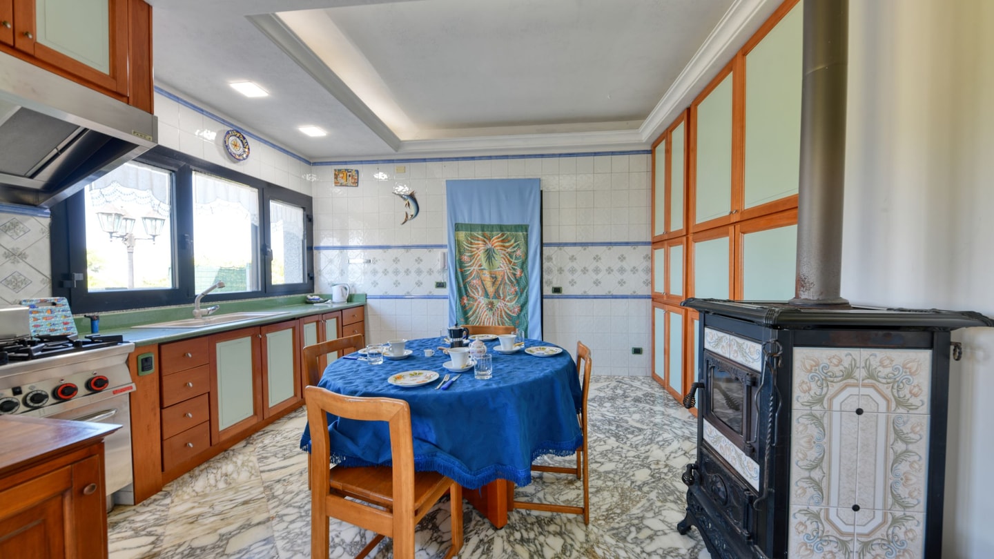 Villa Terra Di Luce, Mediterranean Charm near Syracuse 15 Villas in Italy