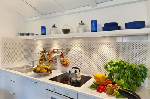 Casa Le Onde, with private terrace, shared pool 6 Villas in Italy