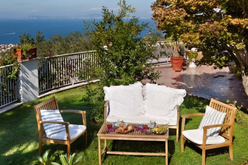 Casa Le Onde, with private terrace, shared pool 21 Villas in Italy