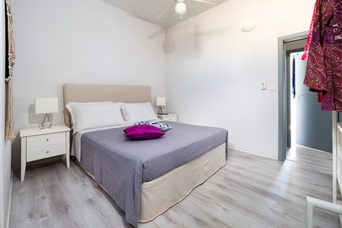 Casa Ulisse, sea front property 26 Villas in Italy