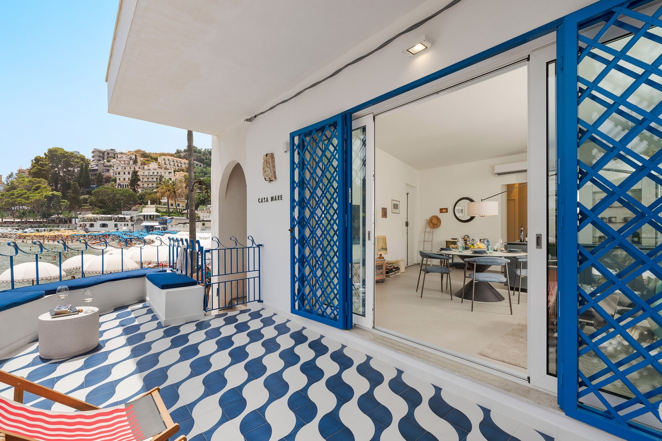 Casa Mazzaro, Taormina apartment 20 metres from the beach 3 Villas in Italy