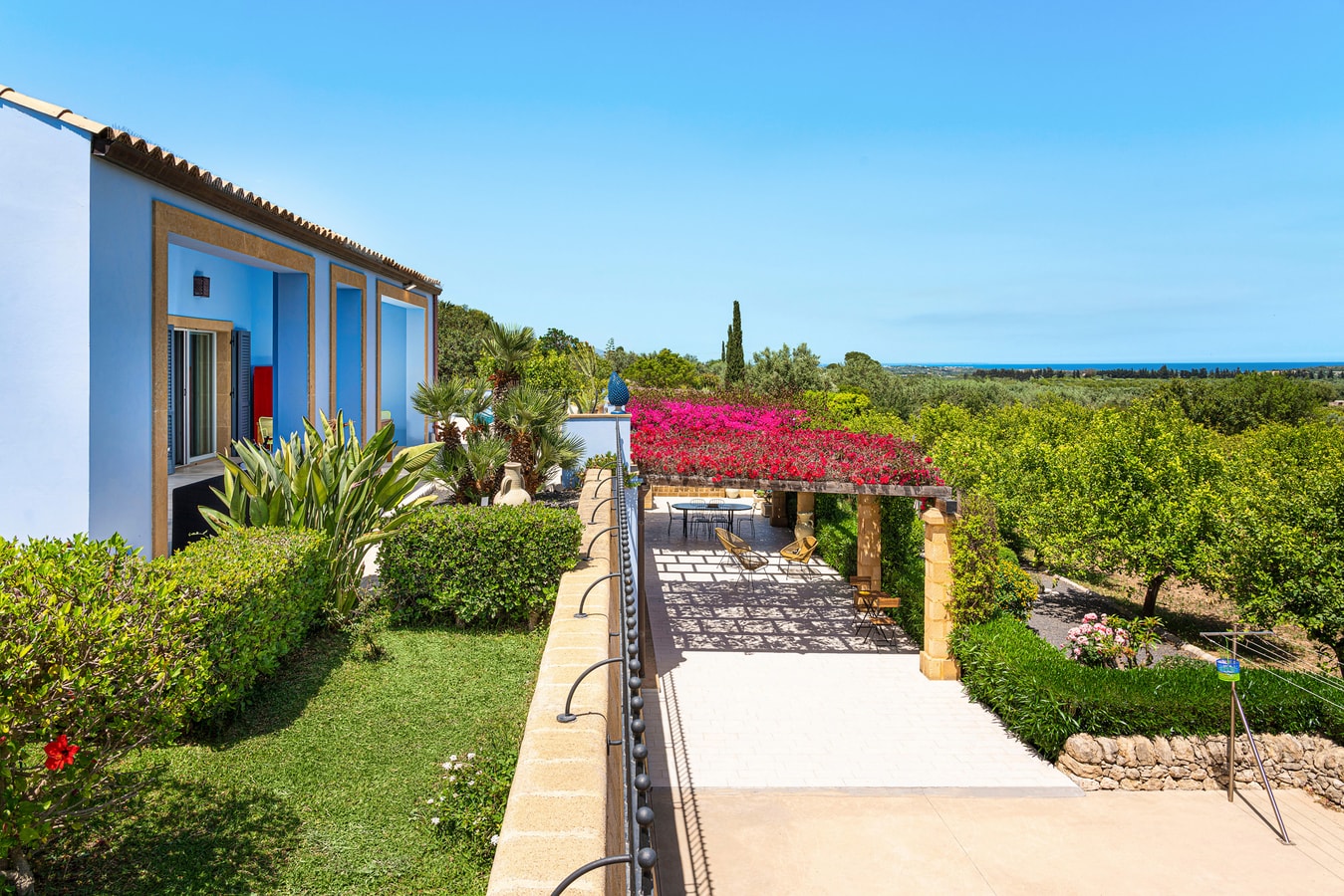 Villa Crisantemo – Noto Area 54 Villas in Italy
