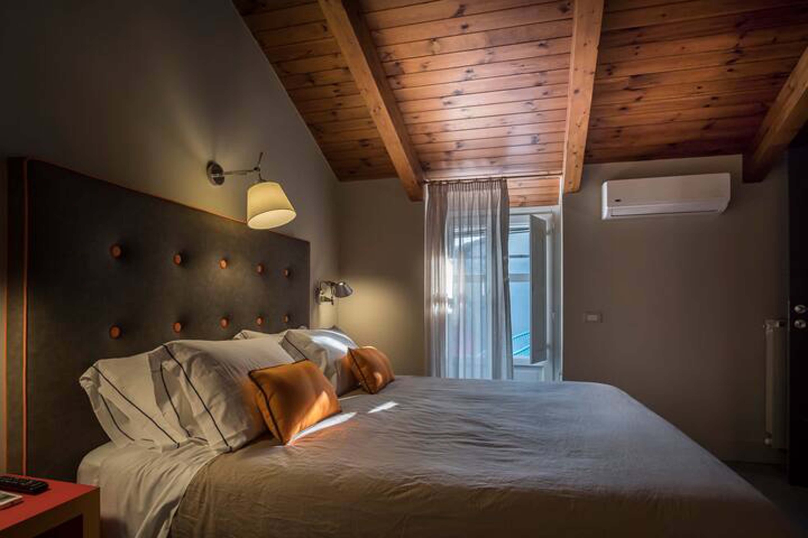 Casa Selva, apartment with terrace in Sorrento 18 Villas in Italy